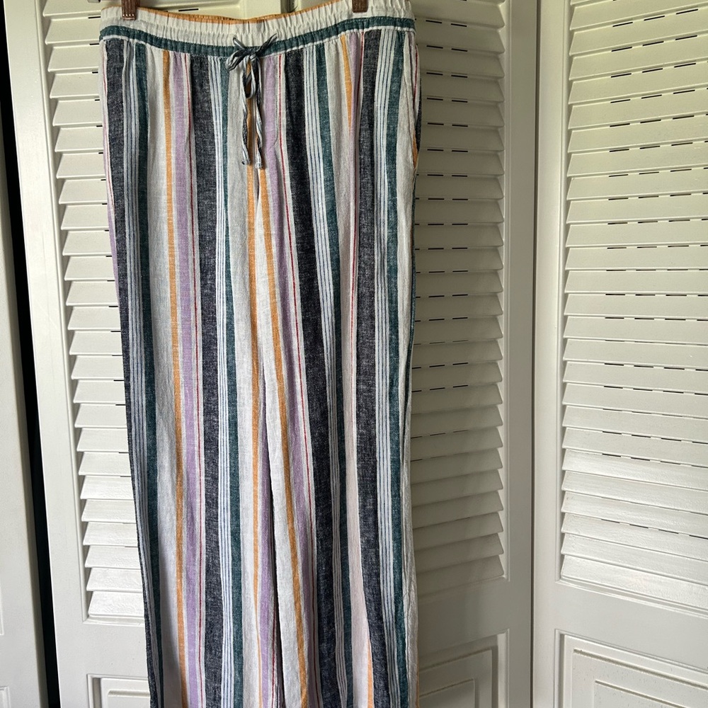 Old Navy Multicolor Striped linen pants.